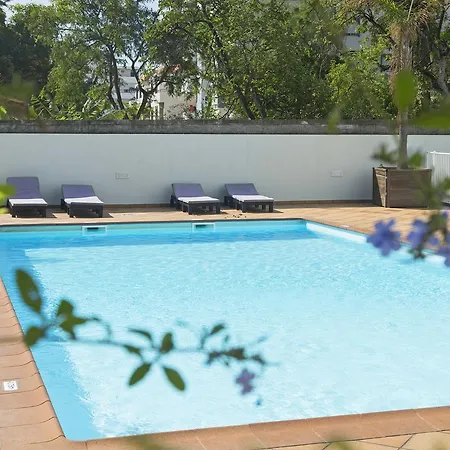 Jasmineiro Iii By An Island Funchal (Madeira)