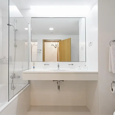 Jasmineiro Iii By An Island *