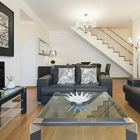 Jasmineiro Iii By An Island Apartment *