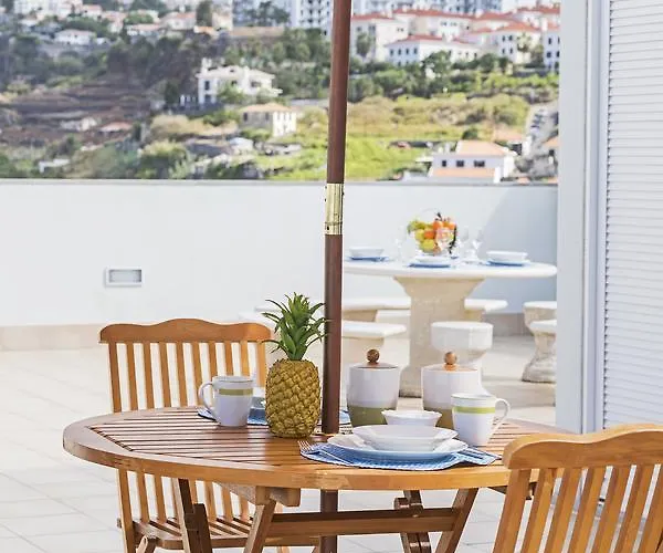 Jasmineiro Iii By An Island Apartman Funchal