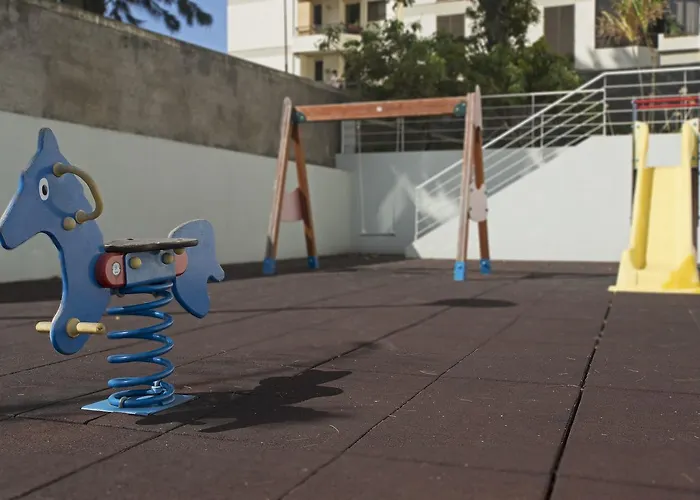 Jasmineiro Iii By An Island *