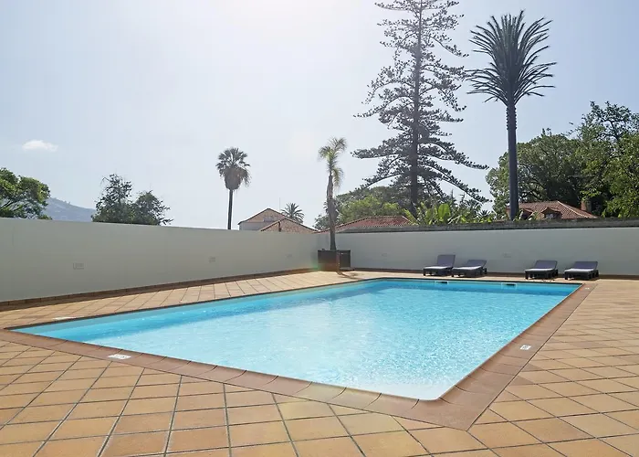 Jasmineiro Iii By An Island Apartman Funchal